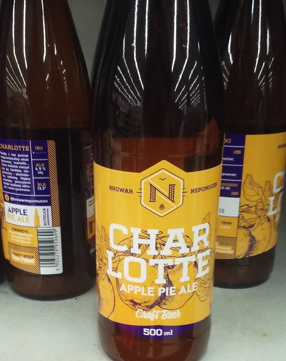taka_piana's tweet photo. Ode to #Charlotte ! https://t.co/E6kycV3fi9 #Nepomucen #ApplePieAle #FruitAle #craftbeer #piwo #bier #beerporn https://t.co/pRLhmgBnbc