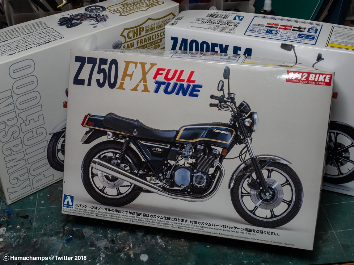 アオシマZ系バイクプラモ3つを使ったノーマルZ750FXの製作 - Togetter アオシマZ系バイクプラモ3つを使ったノーマルZ750FXの製作 - Togetter