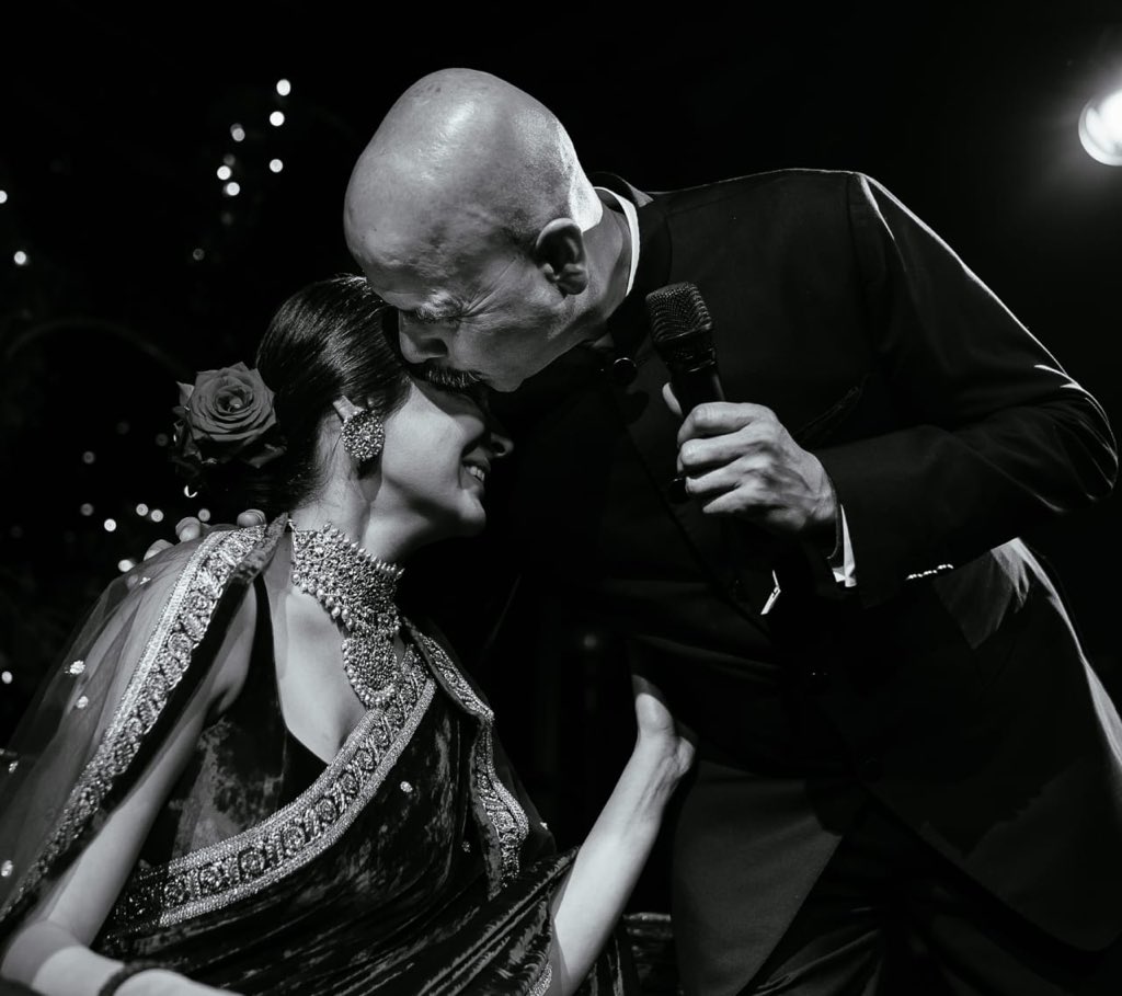 AnushkaSharma tweet picture