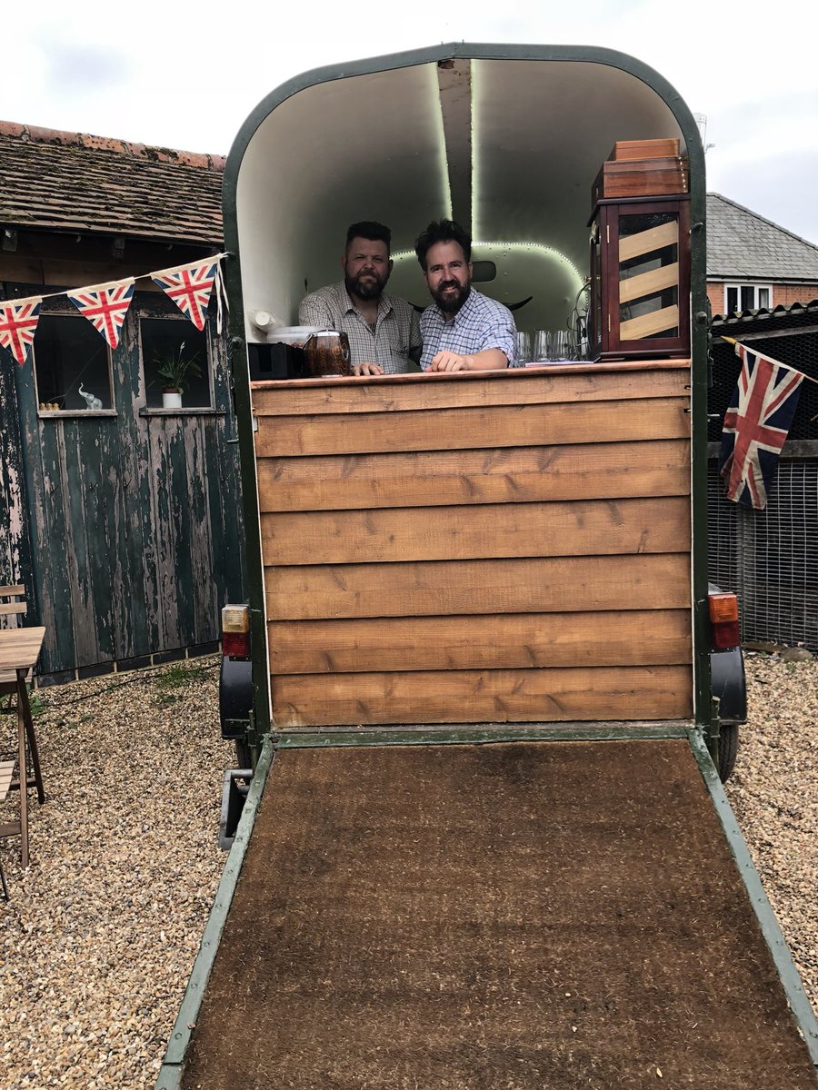 Fancy a cocktail #thechargerbar will be open all day today at thecartshedrestaurant.co.uk serving up epic drinks and bar snacks not to mention the finest Cuban cigars what a Father’s Day treat.