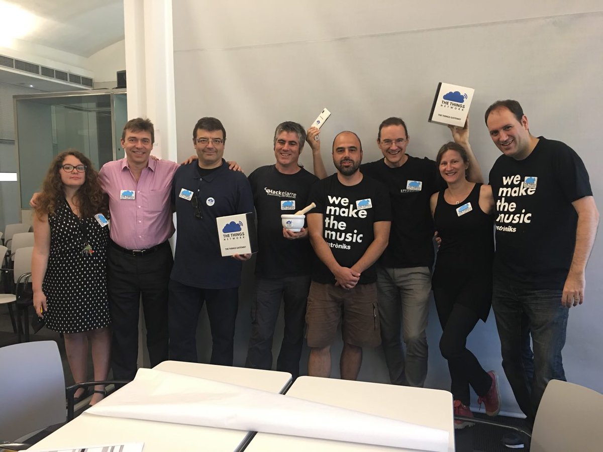 JordiBinefa's tweet image. L'equip #hackaton_ttncat abans de començar.