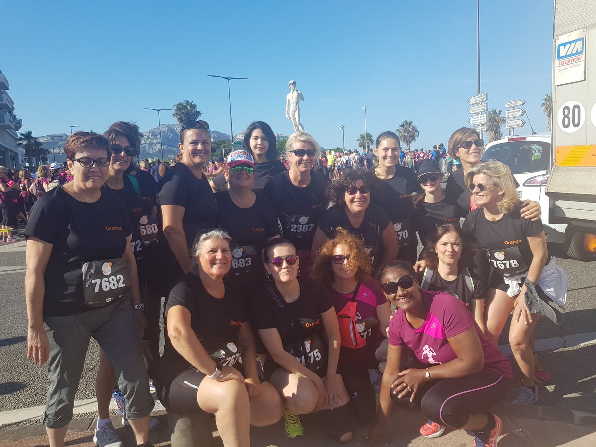 MinaMaaref's tweet photo. #TeamFemmes #Orange se mobilisent et courent à  #LamarseillaiseDesFemmes #luttecontrelecancerdusein @clere_nathalie @nejmasamia @chrisfresnel @roynicolas @olivier_faure https://t.co/jnPW6bGwhA