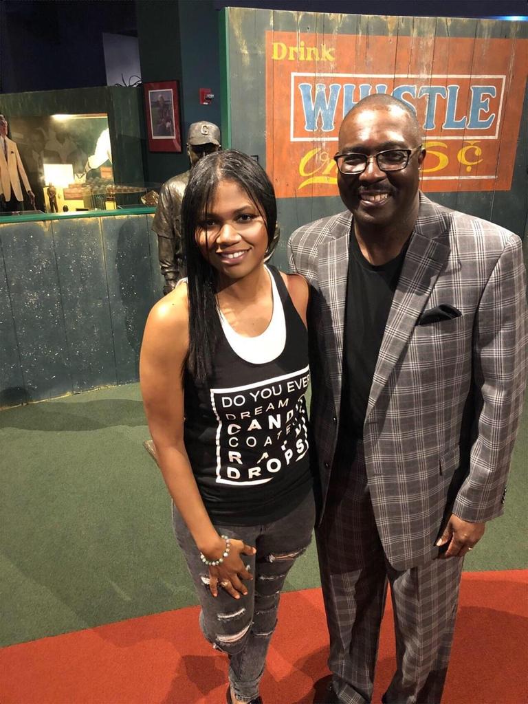 DrLeslieGrace's tweet photo. Besides teaching Kansas City #Children how to open a business  I  Enjoyed visting  @nlbmprez #NegroLeagueBaseballMuseum. Looking forward to seeing what you have on #LeftJones my grandfather  See you in August for @MissBlackA #MissblackAmericaPageant @KCStar https://t.co/d3tKcPs7Kq