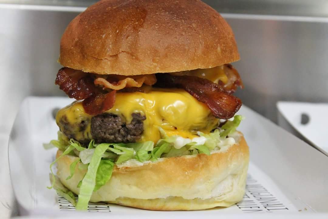 BurbeeBurger's tweet photo. #BuonaDomenica 😋
"Ho dei gusti semplicissimi; mi accontento sempre del meglio."
[Oscar Wilde]

#Burbee #Food #Milano https://t.co/EKDtISBPLs