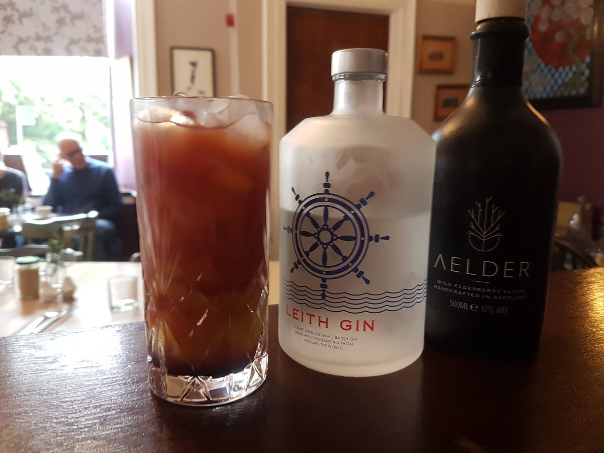 ostara_leith's tweet photo. #sunriseonleith @TheLeithGin @AelderElixir mixed with freshly pressed oj perfect #brunch accompaniment in #leith on #fathersday #Ostaracafe #ayetolocal https://t.co/Acih6ytx70