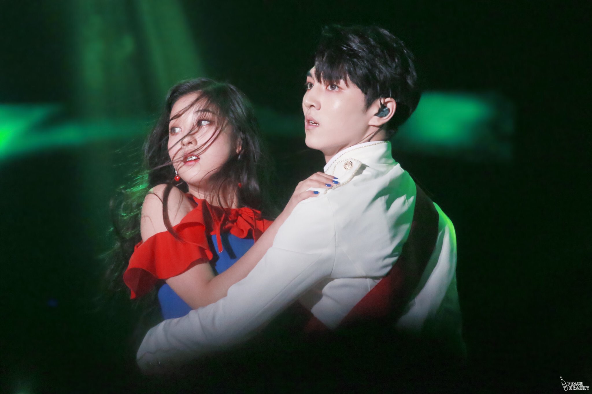 Df4Yv2OVMAEeMv5.jpg:orig