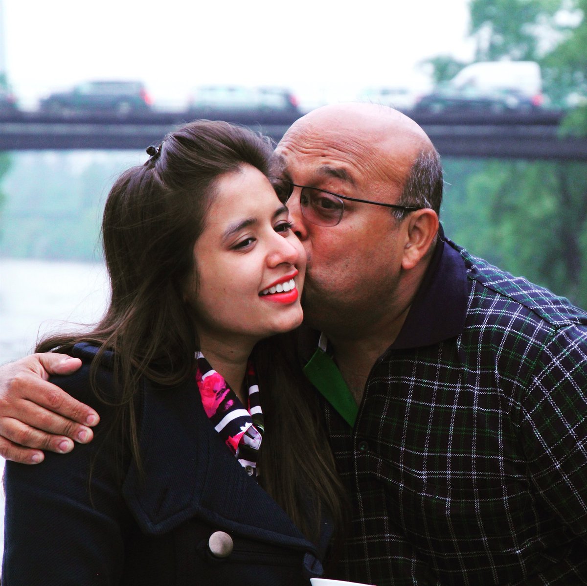 Aishwarya_TM's tweet photo. Someday I will find my Prince. But my Daddy will always remain KING π
#HappyFathersDay #MyMain #PapaDarling β₯οΈ https://t.co/BSYS9Ob4xv