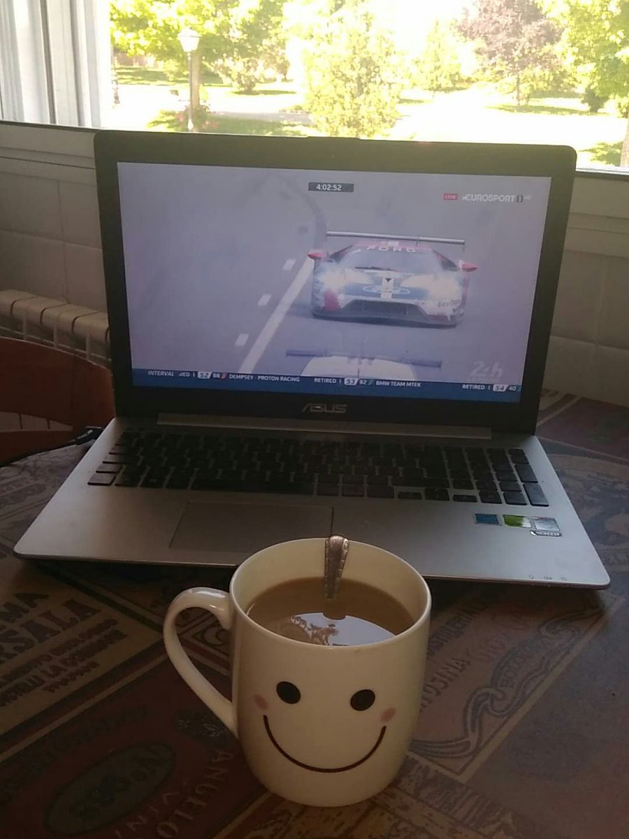 Javi94Guada's tweet photo. Dormirse confiando en que el #Toyota8 recupere los 2 min de diferencia con el primero, despertarse y ver que se han cambiado las tuercas. A sí da gusto desayunar  #NadaEsImposible #AlonsoLeMans @Eurosport_ES https://t.co/ha9xLODsyZ