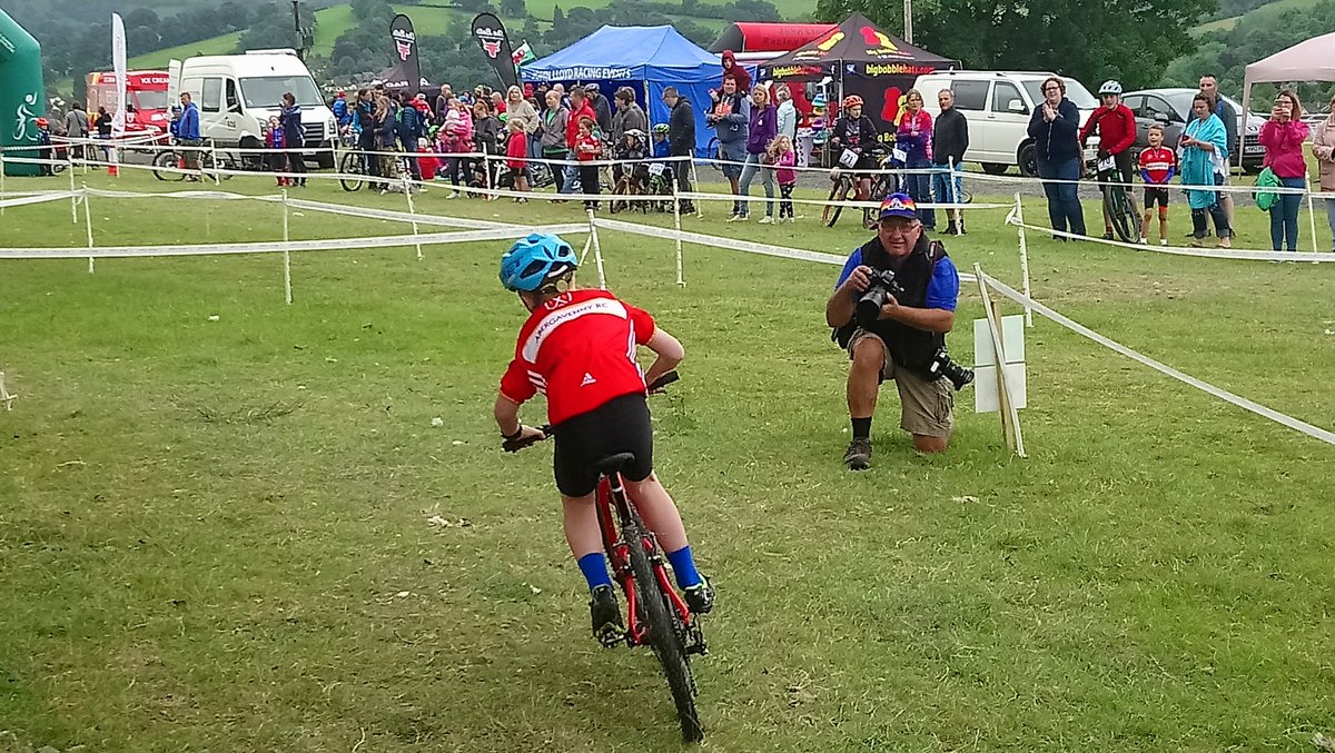 coast_dan's tweet photo. One of my favorite games to play at events.
#SnapTheSnapper
#WelshMTBXC https://t.co/gtwy80LceY