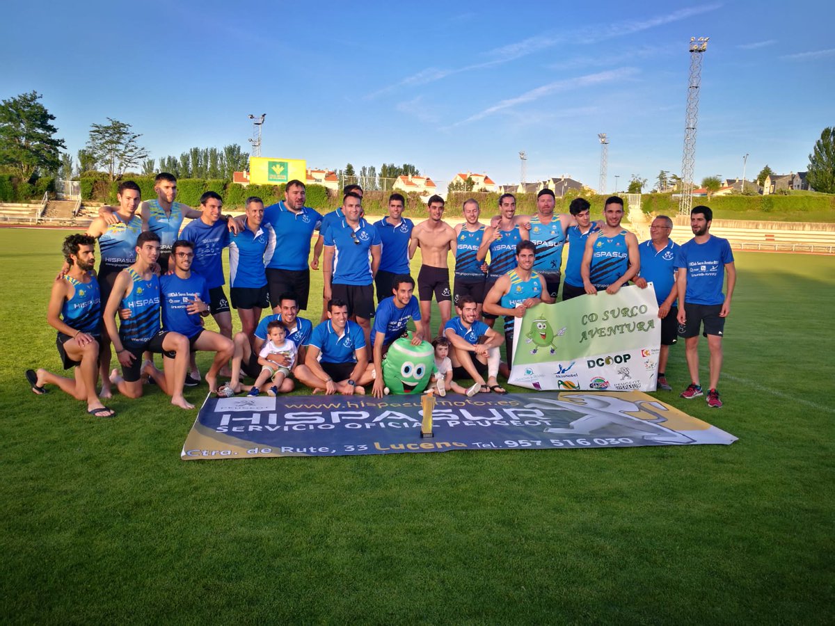 Lo logramos, ascendimos a DIVISION  DE HONOR!! Siendo campeones de primera división! Algo histórico para nuestro club @CDSurcoAventura 
Momento en el que siempre quedará en nuestros recuerdos. ¡¡BRAVO EQUIPO!!💪🏆🔝👏