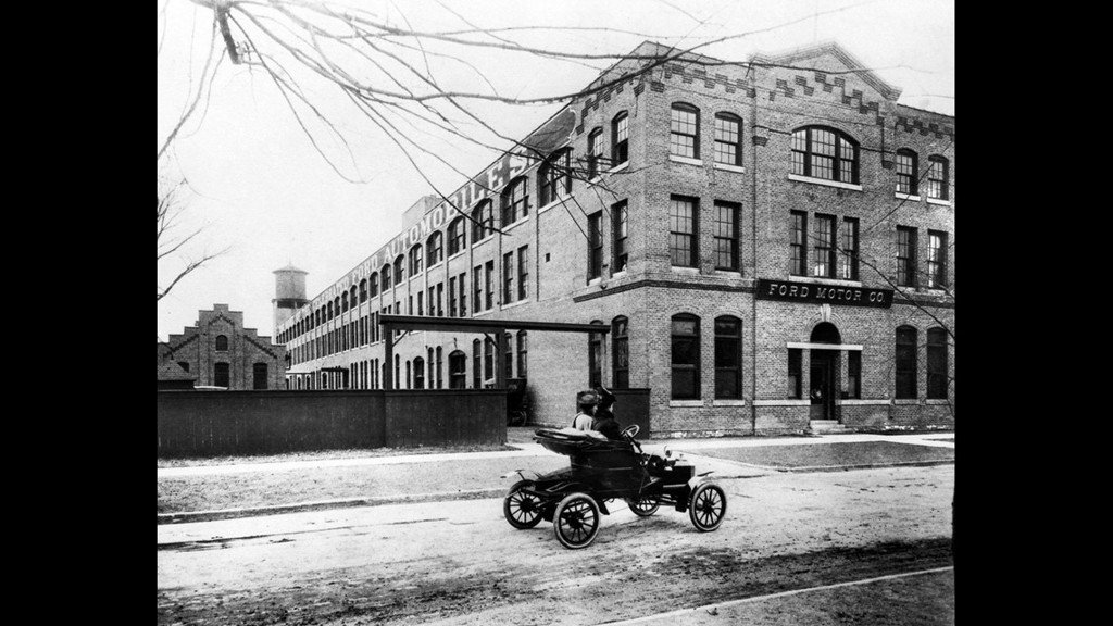 Photos: Key moments in Ford, Detroit train station history on.11alive.com/2MwDdcA https://t.co/DZXTxMxZvR