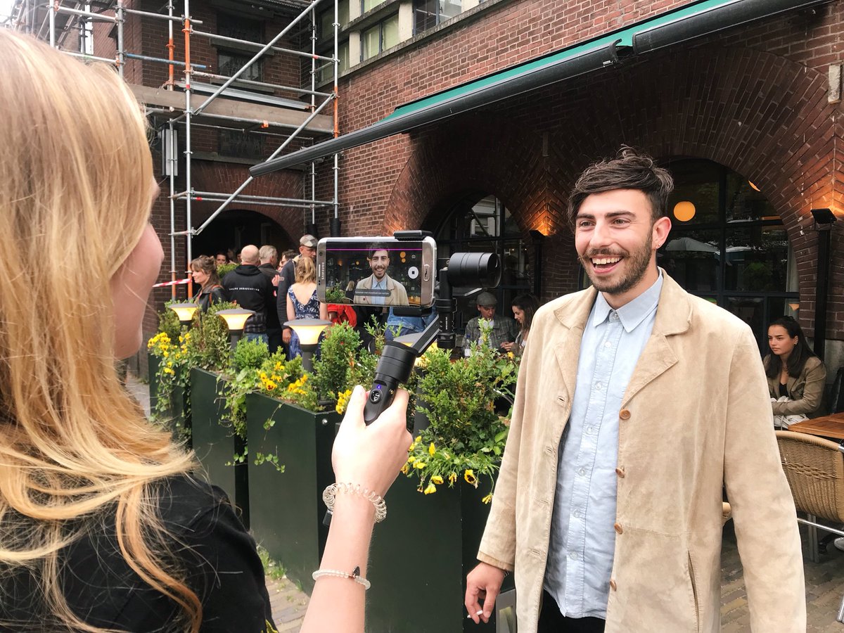 CampusDoc's tweet photo. Bram van der Giessen wordt geinterviewd voor Humans op CampusDoc op onze Facebookpagina! #CampusDoc18 https://t.co/HigLjTV2dg