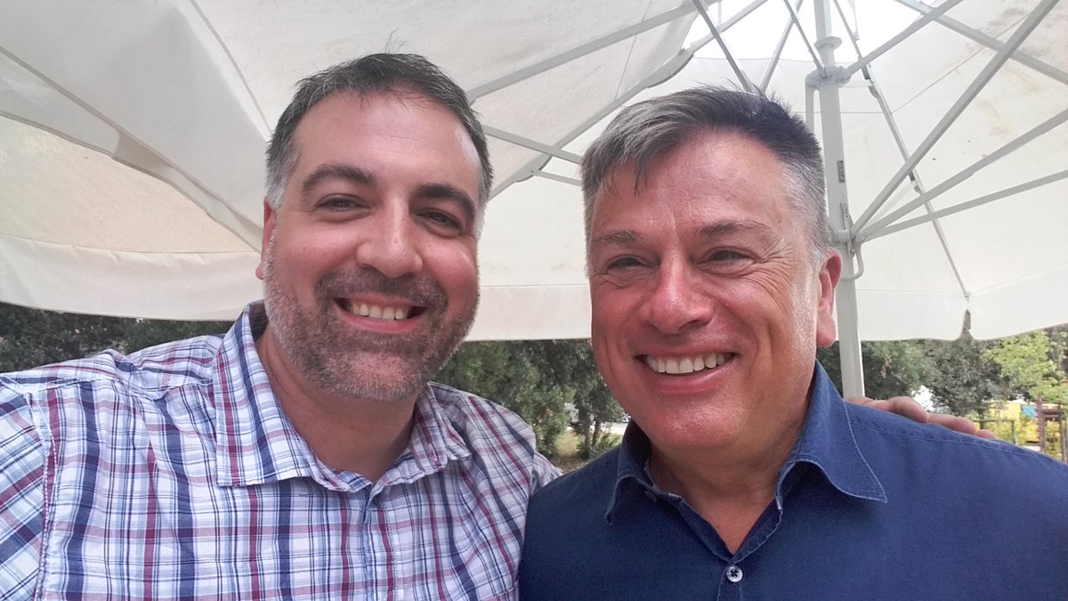 petarcuricHR's tweet photo. S jučerašnjeg posjeta jednome od najuspješnijih Istrana i petom najbogatijem Hrvatu Pliniju Cuccurinu, u njegove rodne Bale #Legenda #PlinioCuccurin #BrandingHrvatske #BaleValle #BaleCroatia #BaleIstria #BaleHrvatska #PetarĆurić #MonPerin #Plinio https://t.co/El4y4E1ZCj