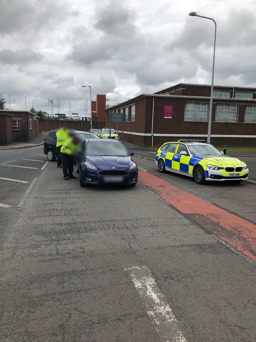 LancsRoadPolice's tweet photo. Summer Drink / Drug drive checkpoint conducted on Euxton Lane Chorley. 30 vehicles brought in and 11 breath tests conducted. All negative thankfully. #Nonefortheroad. #T3TacOps. #HO30, #HO31, #HO32, #MN11, #HO21. https://t.co/UJXUrJk5w4