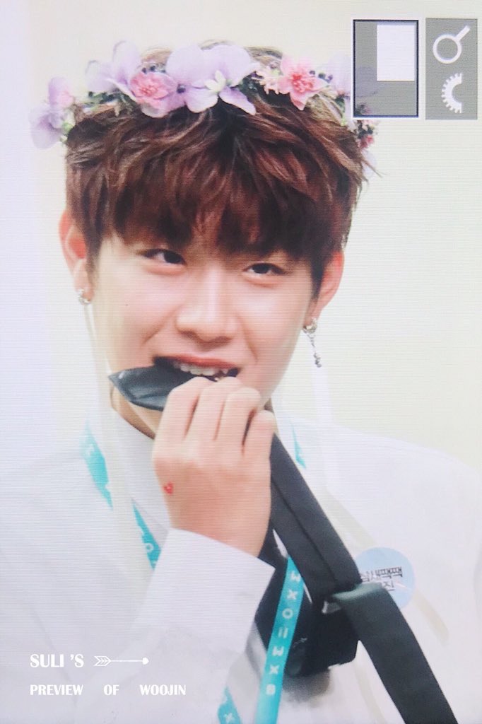 991102__'s tweet photo. 하 ㅠㅠㅠ ㅠㅠㅠㅠㅠ 왤케 예뽀 진짜 ㅠㅠ https://t.co/4VqmvZNXLY