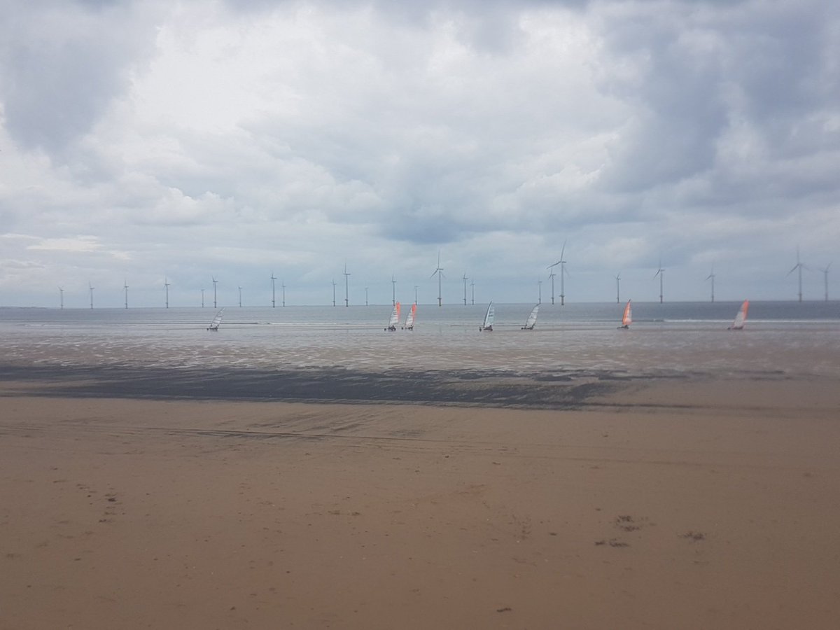 LandsailRedcar's tweet photo. And they're off! First race of day 2 underway in some lovely wind. The course will make for some... "interesting" conditions for our pilots! #RideTheWind

@redcarcleveland https://t.co/1lUqHMPoWw