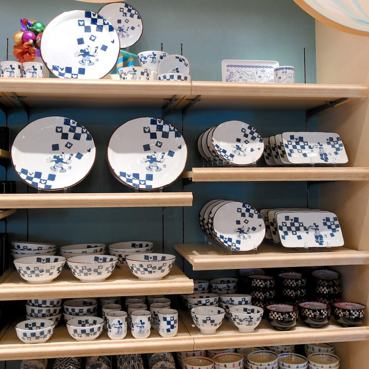 Uzivatel Mezzomikiのディズニーブログ Na Twitteru ミッキーが描く和柄 東京ディズニーリゾート 新作和食器販売中 詳しくは T Co A5smxfsypw T Co Zftcq1dybh Twitter Uzivatel Mezzomikiのディズニーブログ Na Twitteru ミッキーが描く和柄 東京ディズニーリゾート 新作和食器販売中 詳しくは T Co A5smxfsypw T Co Zftcq1dybh Twitter