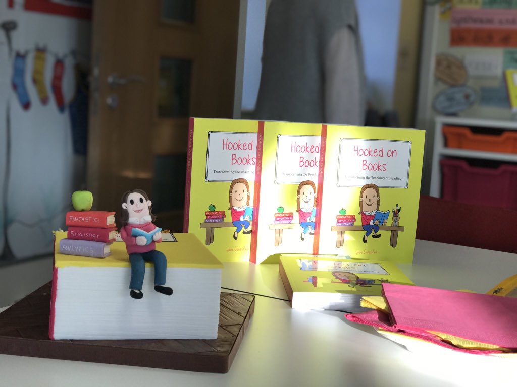 janeconsidine's tweet photo. Fancy winning your own signed copy of “Hooked On Books”. To be in with a chance, retweet this. Good Luck teachers #HookedOnBooks #BookTalk 📚🤩📚🤩 https://t.co/ufZjJGu8au