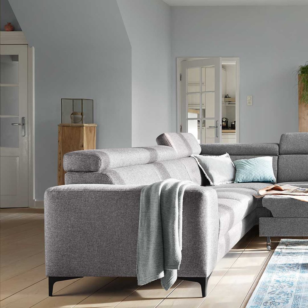 Model Point is een hoogwaardige comfortabele, royaal vormgegeven bank met vaste zit- en rugkussens. Door de eigentijdse belijning en de vele mogelijkheden past model Point in veel verschillende interieurs en bij diverse interieursmaken.