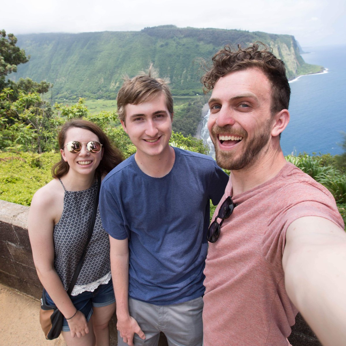crosstrainor's tweet photo. Today the #TrainorLab prepped for a night on the telescopes and visited Waipi'o Valley, the residence of some of the early kings of Hawai'i. https://t.co/a6xrrkFA9G