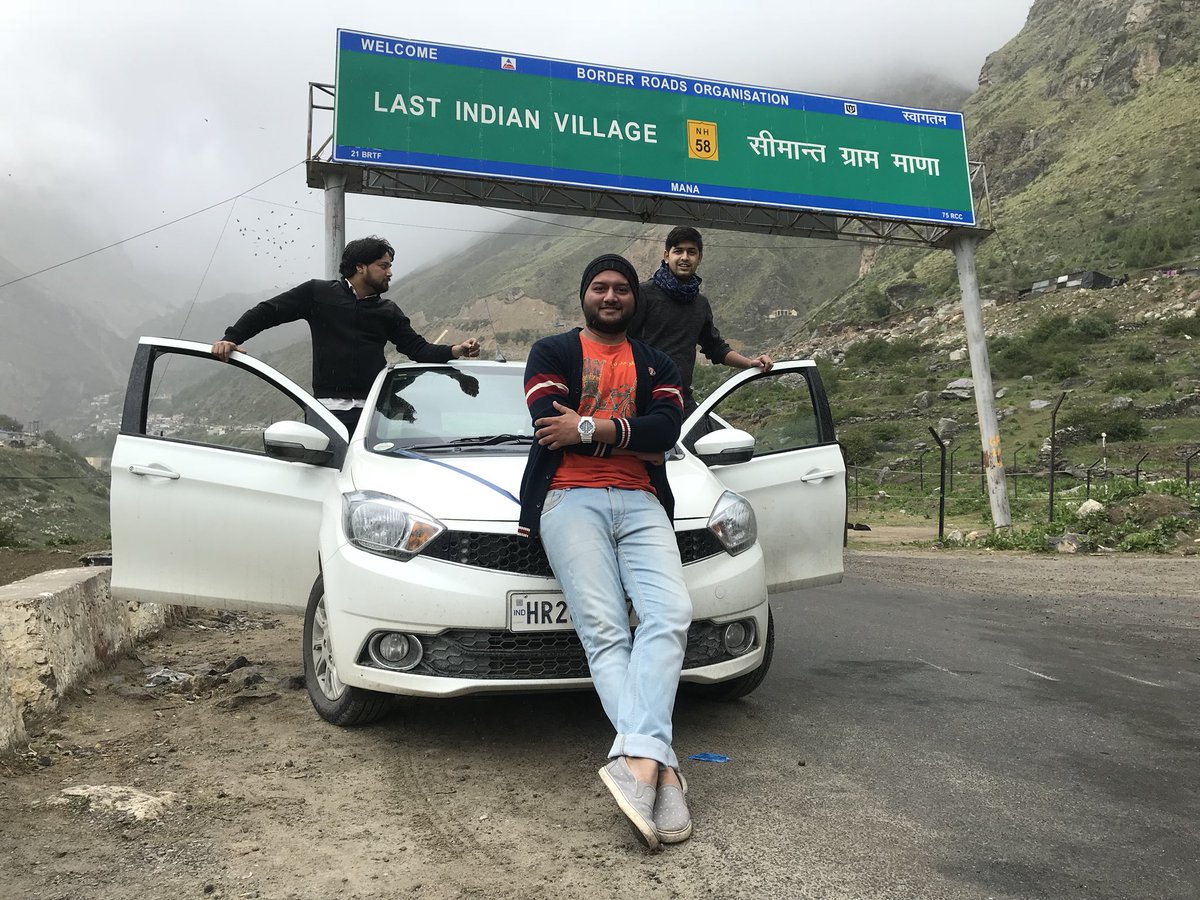 AshishM1304's tweet photo. #TriplingWithTiago Feeling amazing Bawa @amolparashar @vyas_sumeet @TVFTripling @TheViralFever @TataMotors https://t.co/bRGRBUqEp3