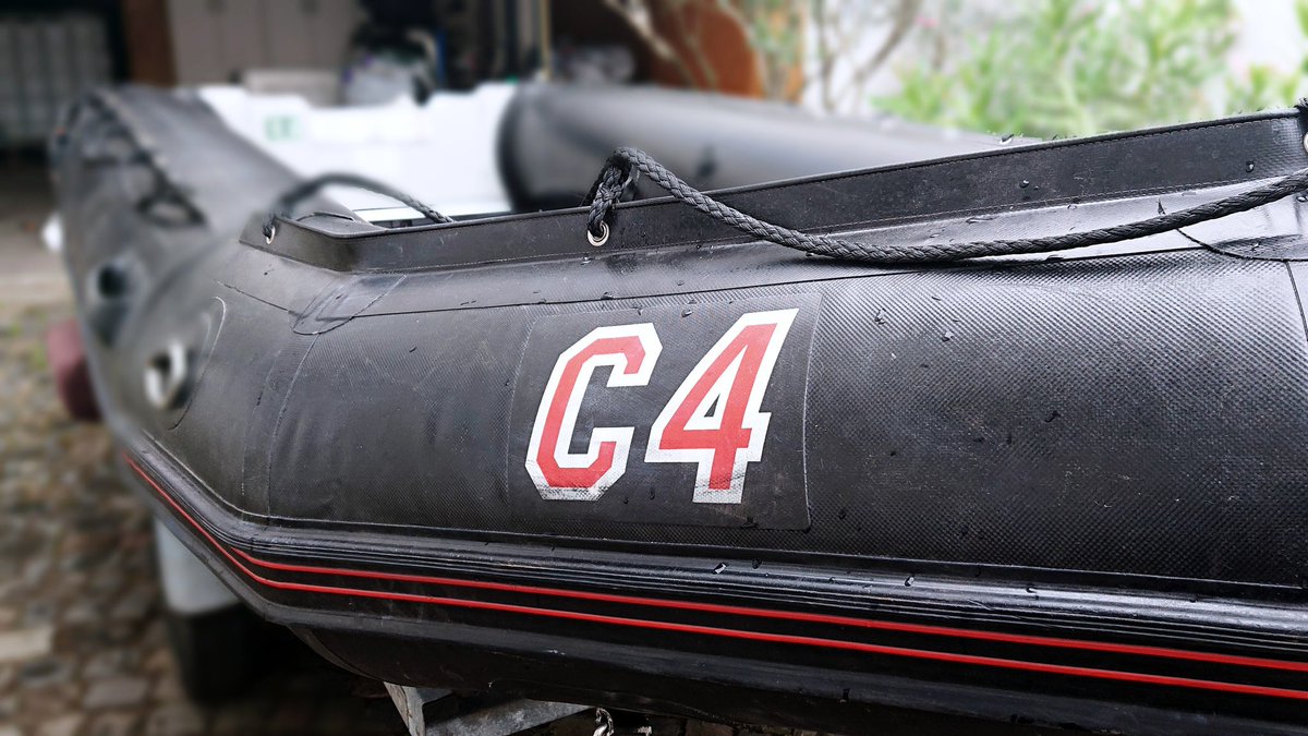 BrunoDOTpy's tweet image. Na dann wollen wir doch mal die Saison eröffnen :D #Bombard #C4 #Boat #Rheinhessen #Rhein