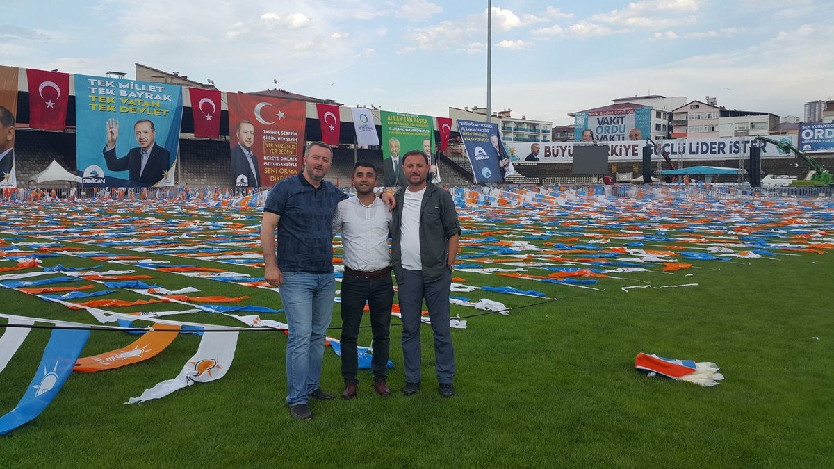 Ordu Cumhurbaşkanına hazırlanıyor.
Vakit ORDU Vakti.
