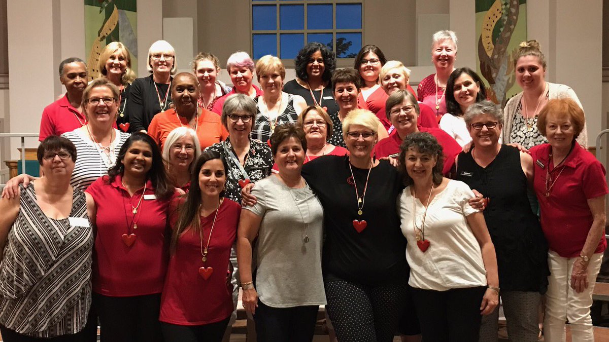 HHCSings's tweet image. We are having such a great time learning from the amazing Kim Wonders! Two days in a row of fun!