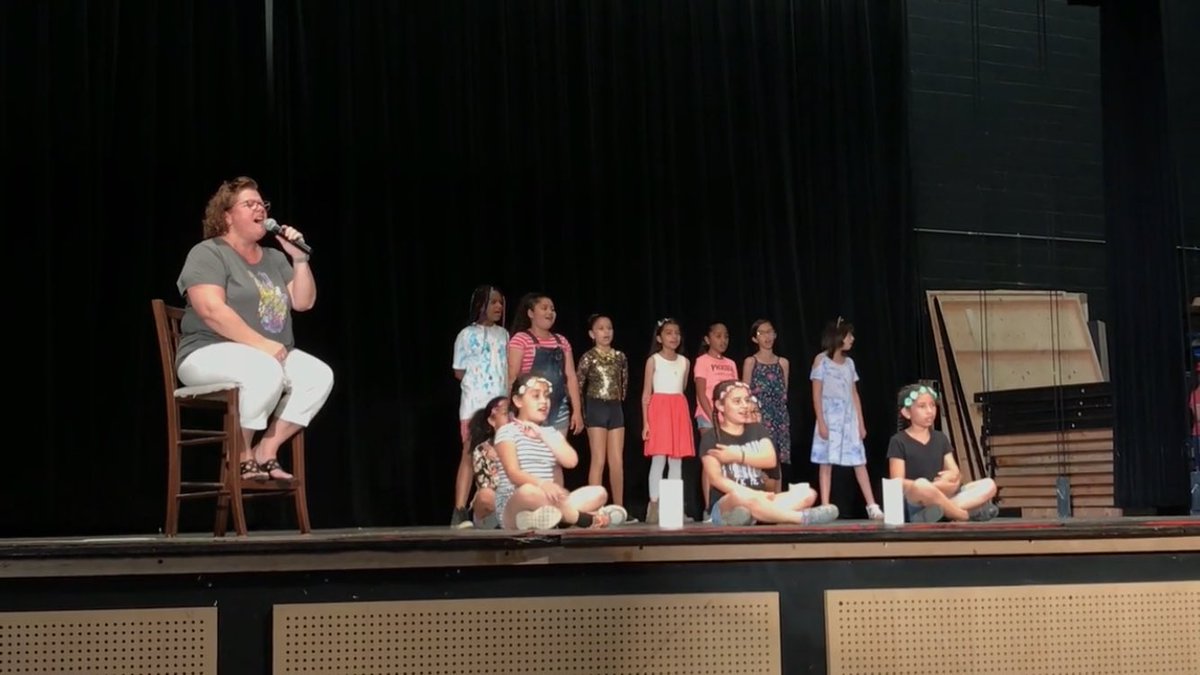 OakParkElem's tweet photo. Oak Park Idol fundraiser! Sold out show! OP Ss and Ts are so talented!Dancers, singers, comedians synchronized swimmers and more! We raised over $1500 for St. Jude! Great night for our OP community! #oprocks! https://t.co/GfNpDQBcF5