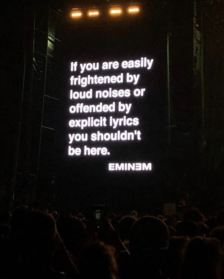 eminem97lyrics's tweet image. And to think, it’s just lil old me.
Mr. Dont Give A Fuck still won’t leave. 🔥🖕🏼🐐 

#Firefly2018 #FireflyMusicFestival #Eminem