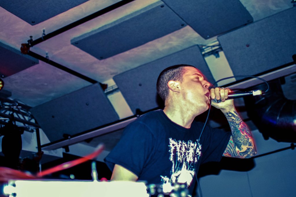 <a href="/fulllofhell/">Full of Hell</a> <a href="/soniamideast/">Sonia</a>