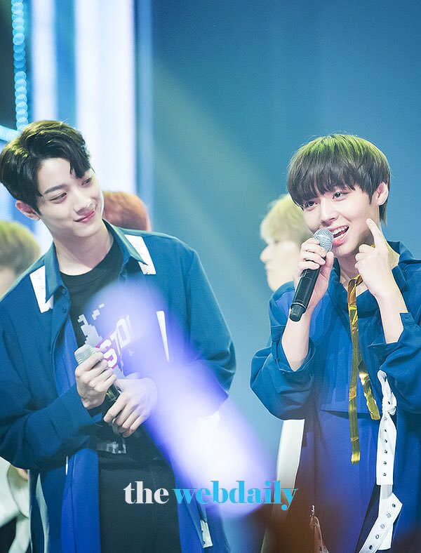 Idyllic_lunar's tweet image. #판윙은사실이다