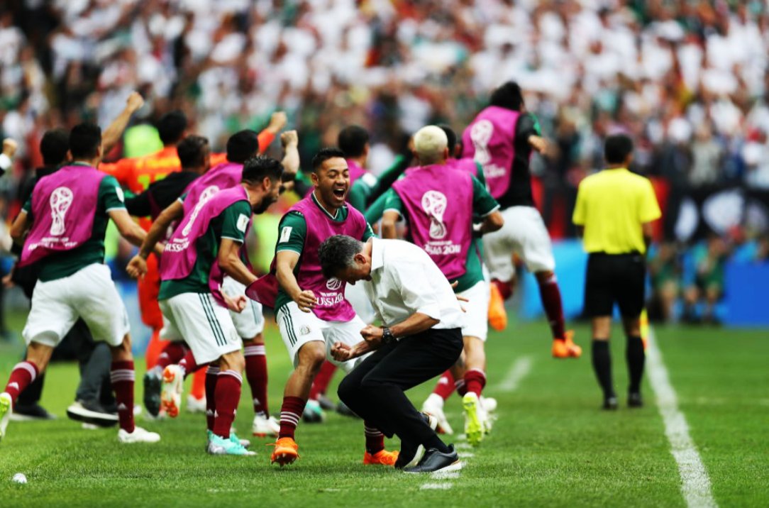 InvictosSomos's tweet photo. Un grito de desahogo que se merecía como nadie. #MEX #GER #Rusia2018 https://t.co/sKaYl6rRvD