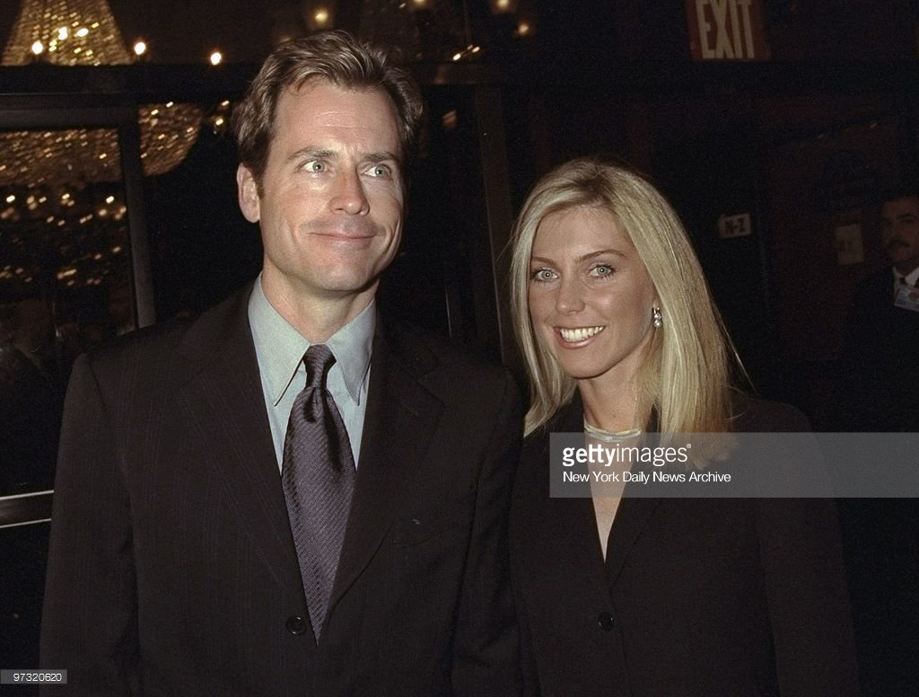 Happy Birthday to Greg Kinnear(left), who turns 55 today!  