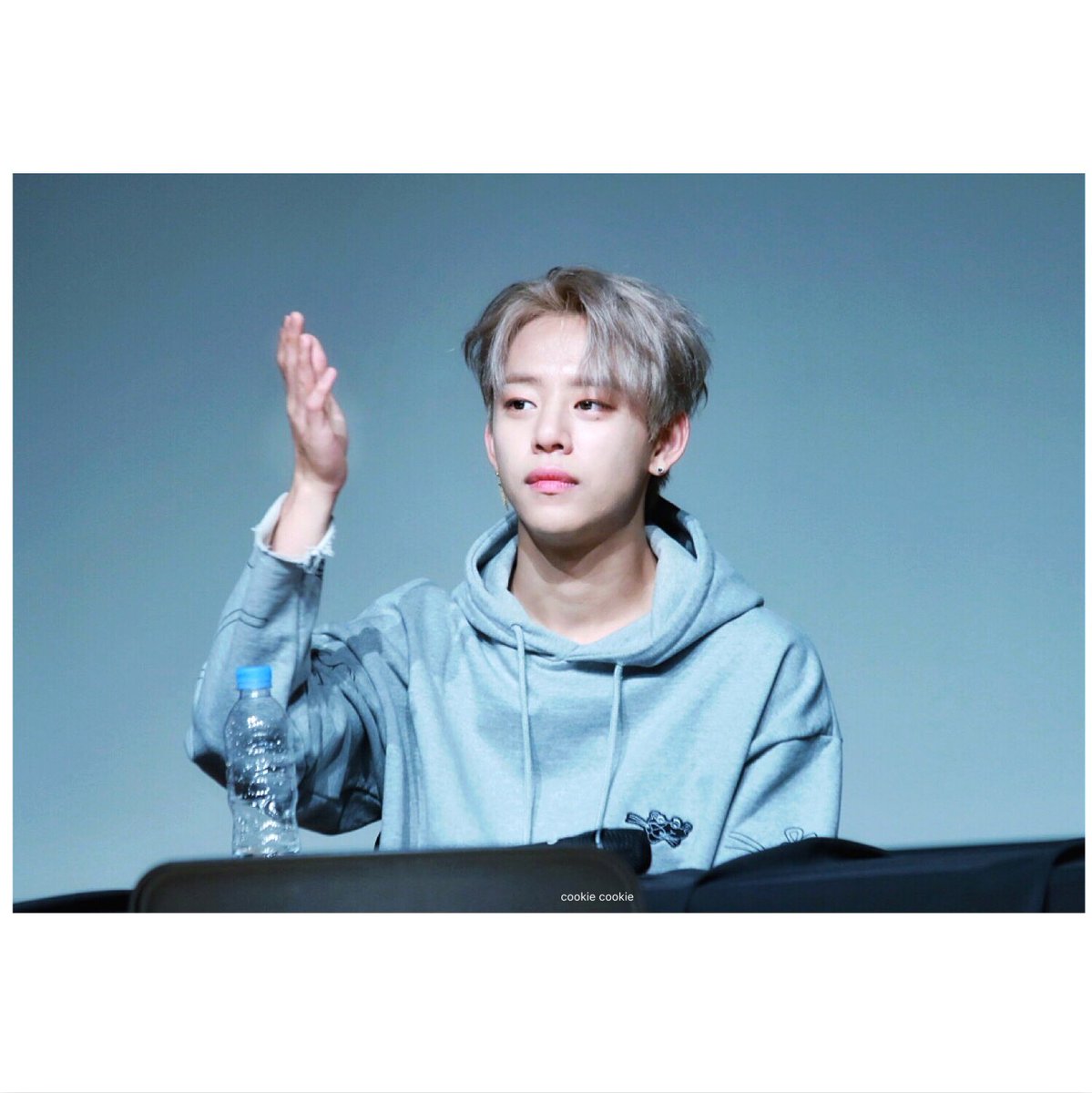 BAP_dae628's tweet photo. It has been 2 weeks n still no daejaeji at han river #SNAKESS https://t.co/rROpZwNWod