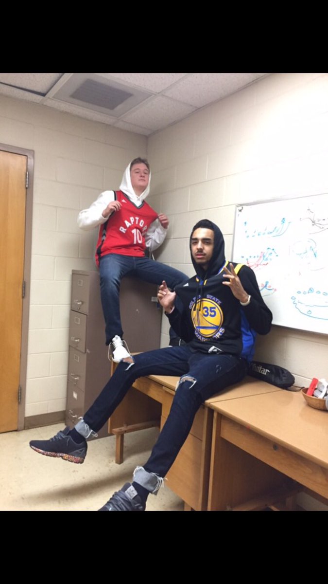 big5bucketz's tweet photo. Happy birthday @MR_3GOGGLES_14 Been one of my best friends for as long as I can remember. I hope ur birthday is great amigo 🎂🎉#workoutlegends #weyoked https://t.co/scYXeovyn1