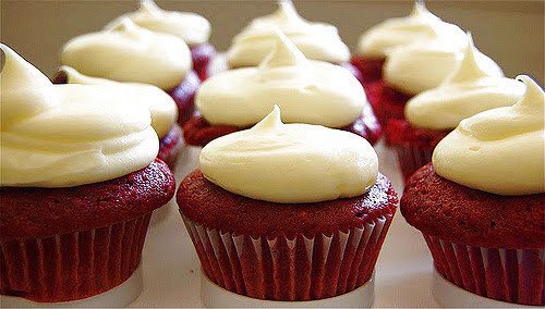 voiceoftinychef's tweet photo. Ready for #SweetToothSunday? We've got you covered with an amazing recipe for red velvet cupcakes, available now on KloveChef! say "Alexa, Open Klove Chef" and then ask for red velvet cupcakes to get started right away!

#SweetTooth #Sundays #KloveChef #Alexa #Cupcakes #RedVelvet https://t.co/wvRtVoktdb