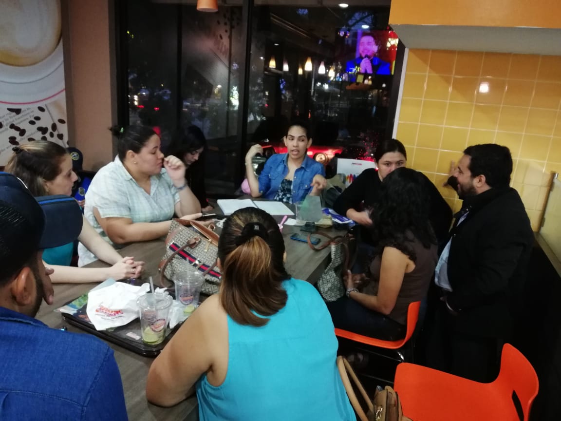 jcimerendon's tweet photo. El día de ayer #JCIMERENDON llevo a cabo una importante reunión de trabajo en el cual se planifico los siguientes proyectos y actividades.
Seguimos trabajando para generar cambios positivos en nuestra comunidad!
#ChangesBeginWithMe
#YoSoyelCambio https://t.co/Y0GP9BcElt