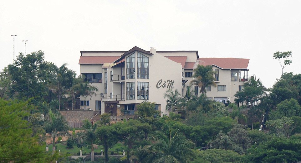 maDube_'s tweet image. This is not a hotel and this mansion is not in Europe.

The house that Vice President Chiwenga built, it's worth incredible millions while ruling over poor masses.

Do not vote for greedy and corrupt politicians.