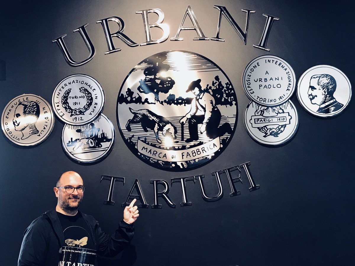 michelecmassari's tweet photo. Paese che vai #urbanitruffle che trovi ! I love @UrbaniTruffles @UrbaniTartufi https://t.co/pdx5YZwaId