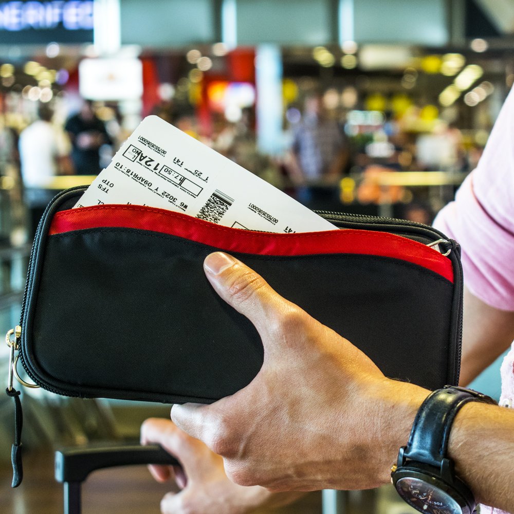 acletonproducts's tweet photo. HAPPY FATHER`S DAY!

To celebrate Father`s Day, we offer 15% discount on our Family Travel Wallet and Sleep Mask Travel Set!

Claim offer here: https://t.co/XDYsQ2ioY3

#FathersDay #FathersDayWeekend #giftidea #travelfamily #trip #vacation #kids https://t.co/dBnsrobTIJ