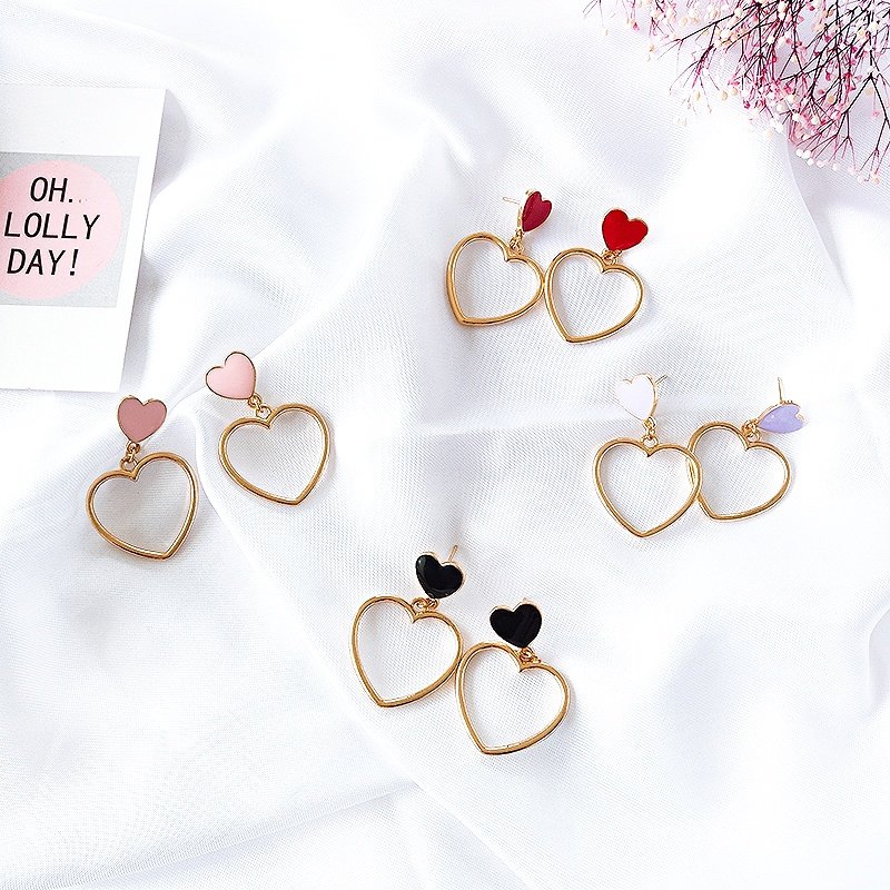 catsterday's tweet photo. #พร้อมส่ง
💟 Heart of Gold
▫️ Color : 🖤 ❤ 💜 💖
▫️60฿

#MBinstock https://t.co/ZVr59YZTHE