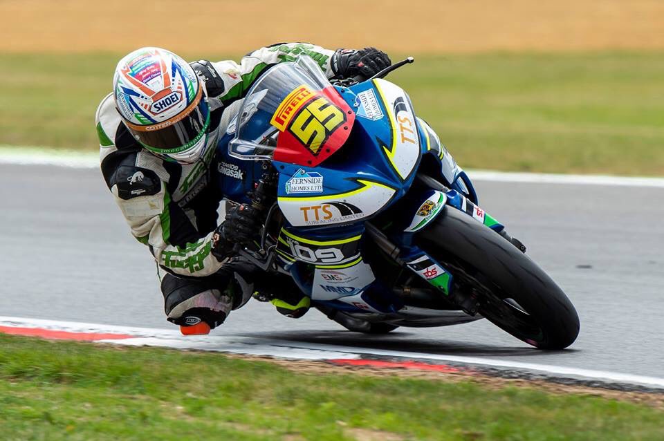 SUPERSTOCK 600 RACE 🏁
Unfortunately it was a difficult race for @kevo_keyes this afternoon. After making a good start &amp; progressing through the pack in the early stages, Kevin lost touch with the leaders, &amp; had to settle for 11th position here today.
📸 @JamesMcCann25 
#Team109