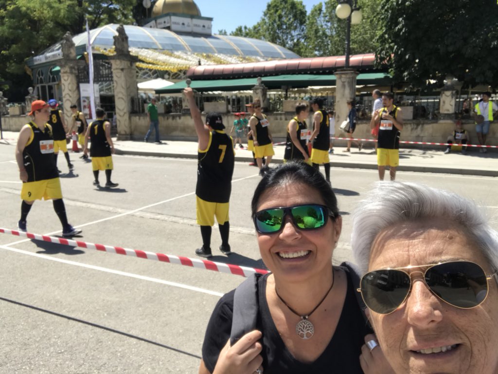 ASOGRA_'s tweet photo. Participamos en la I Jornada de Deporte inclusivo, gracias a @FundDiversos y a @mariamartintito por la organización y sobretodo por contar con todos los colectivos #Contamosconto2 https://t.co/jZ3d3TZG2i