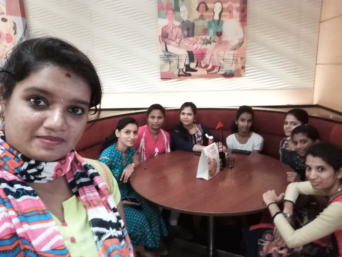 Ashwinikmatt's tweet photo. What is more important in life..? Not having many friends, keeping in touch with them for many years... Had nice Sunday with buddies..
#loveloads.. https://t.co/n9z7znjyCV
