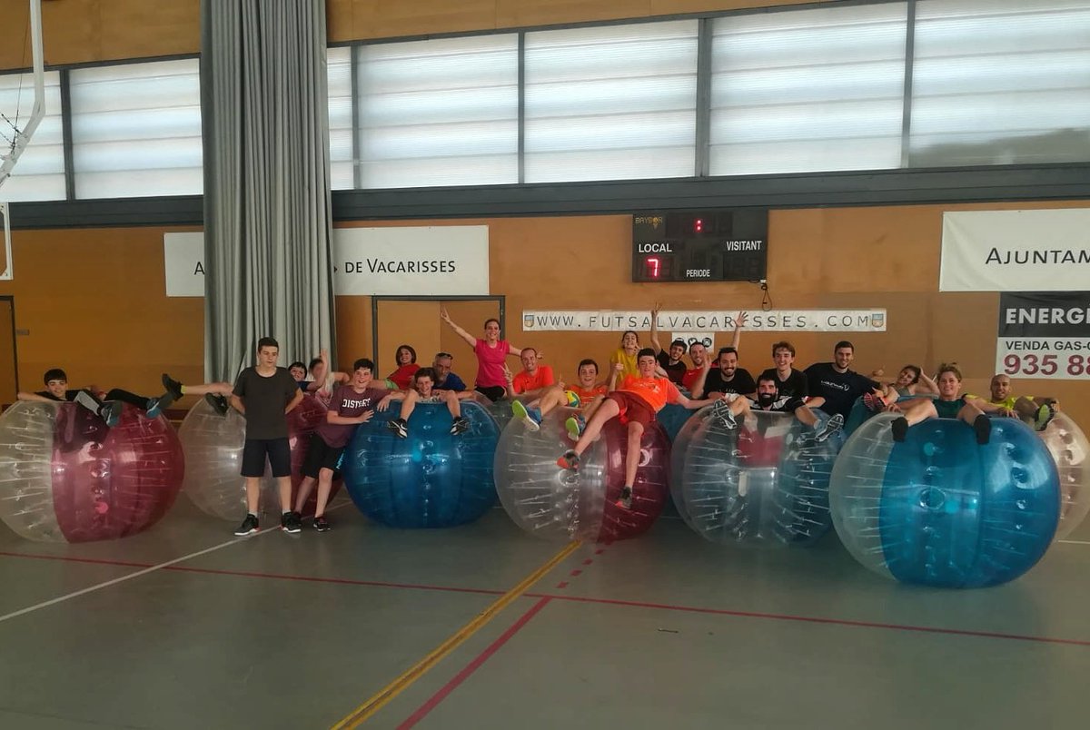 Cloenda temporada 2017-2018!! Moltes gràcies a @bubblingvacarisses per tot! 👏🏼⚽ #bubblesoccer #vacarisses #ckv #korfbal #seasonfinale