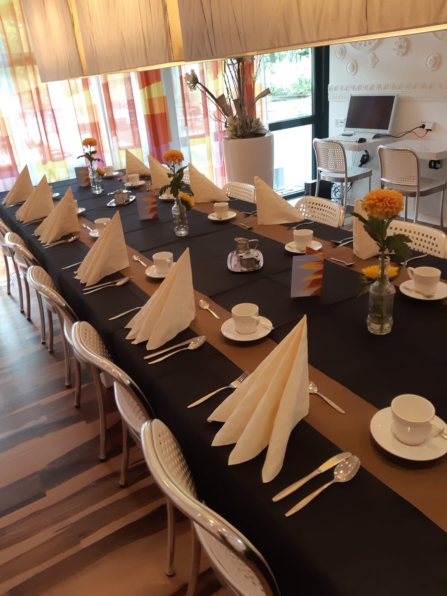 nice_ortiz's tweet photo. Weer zo trots op onze afdeling horeca! Zomerbrunch voor onze patiënten @elkerliek  #trots #goeie proat # vaderdag  #brunch https://t.co/MwnF86n8Io