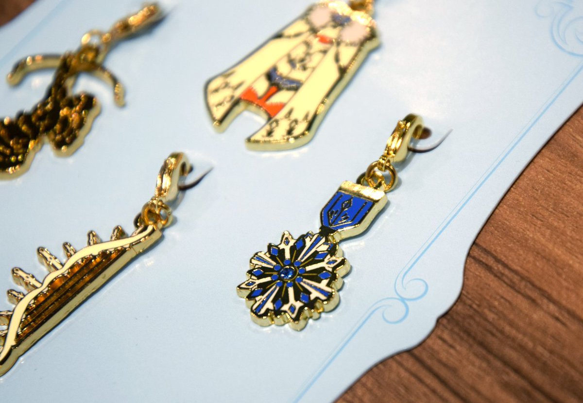 シュシュマティエール 締切間近 Fate Grand Order チャームセットはそれぞれのアイコンを４つセットにて販売 大騎士勲章は全てにセットになっていますが 他はそれぞれ違っていますのでチェックしてみてください T Co Efewtvepc6 Fgo