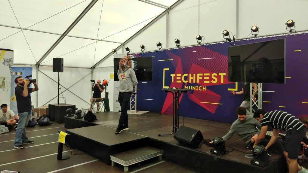 smart_muc's tweet photo. Final challenge of #techfest2018 #techfestmunich main stage... the #jury @magicenton https://t.co/9J6bXGES9s