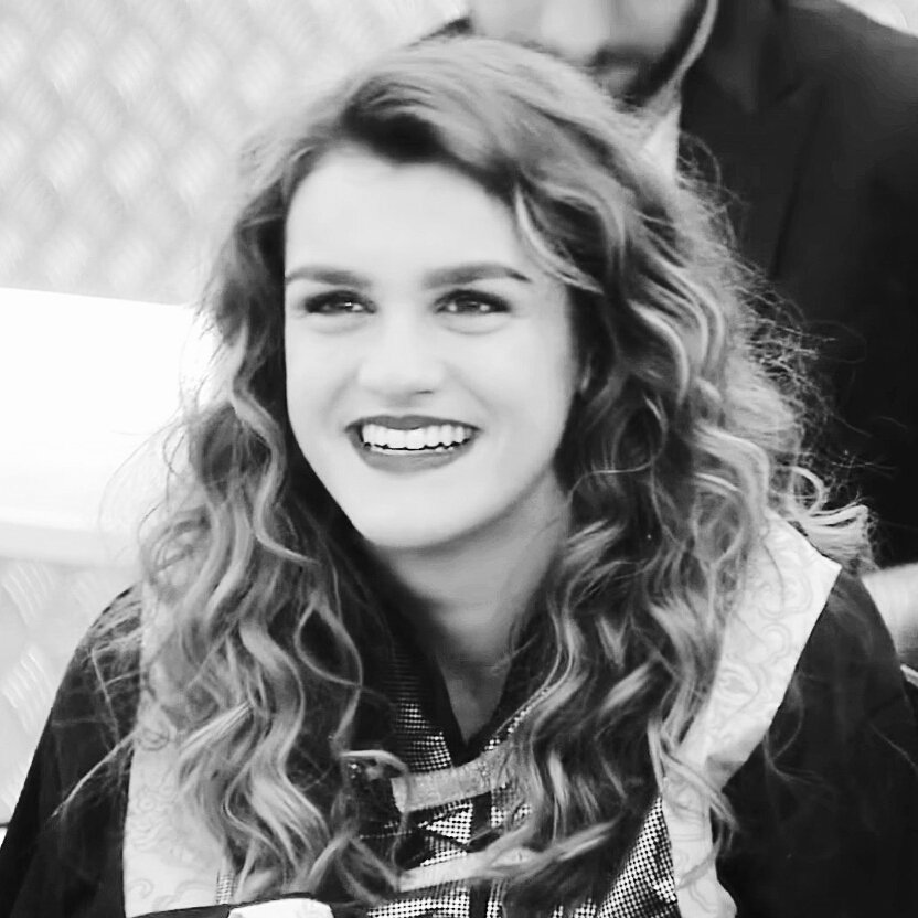 ❒ ᴀᴍᴀɪᴀ ʀᴏᴍᴇʀᴏ.

〔<a href="/rollosurfero/">Aᴍᴀɪᴀ.</a> 〕